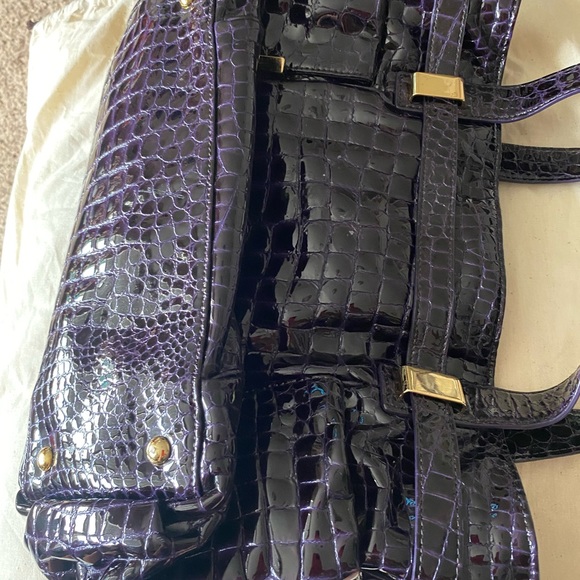 Stunning purple croc skin Michael Kors handbag. 16 x 10 x 5 inches. Very roomy - Picture 11 of 16